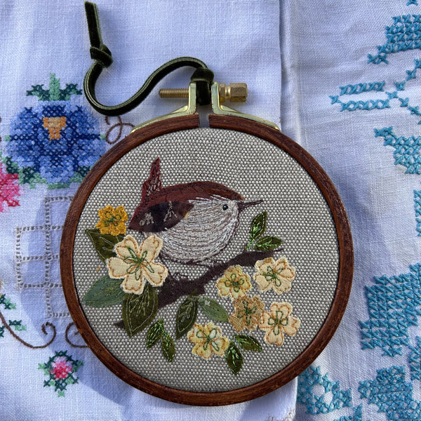 Wren in Yellow Blossom #1 - Mini Hoop