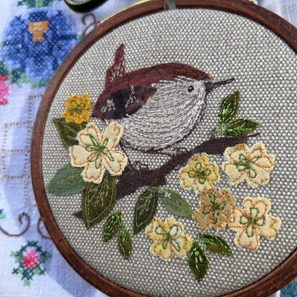 Wren in Yellow Blossom #1 - Mini Hoop