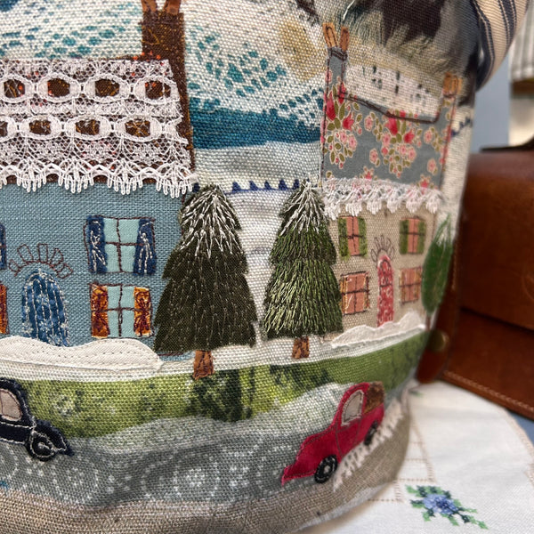 Winter Mountain Street Scene Project Bag